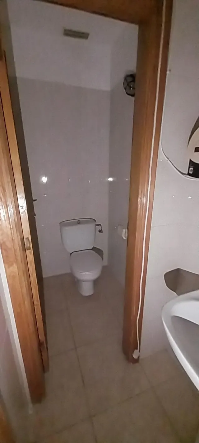 LA LAGUNA CENTRO- Tenerife – LOCAL de  264 M2 ideal para CAMBIO USO A VIVIENDA o para actividad de formacion o similar. — 6