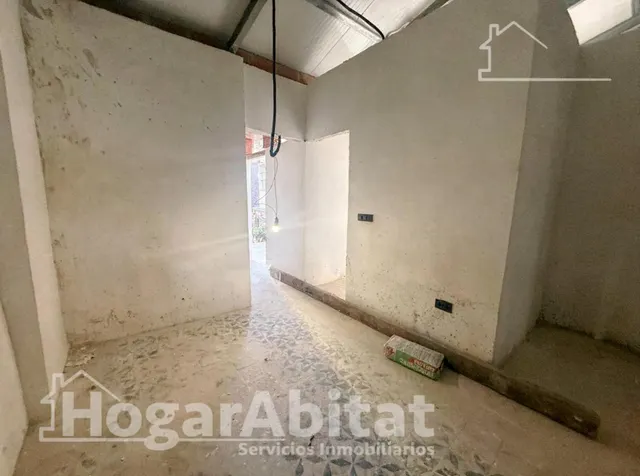 Casa semireformada con terraza y garaje — 10