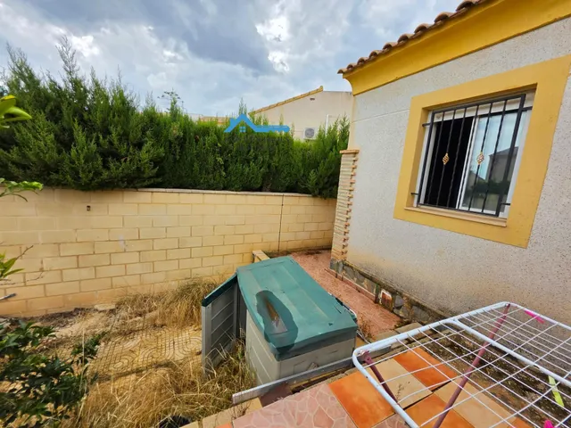Chalet independiente de una planta y solárium en La Alberca, Polop — 15