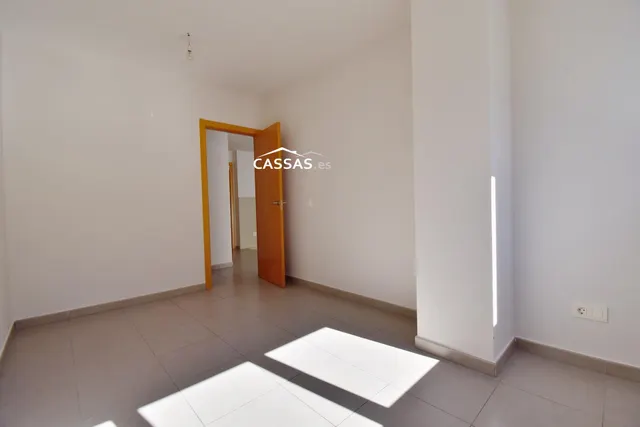 Soto del HENARES - 2 habitaciones, 2 plazas de garaje y trastero. — 26