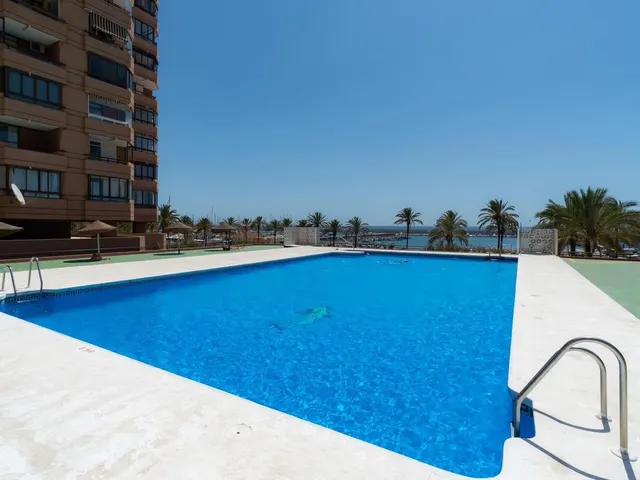 Estudio 37m² en venta - Centro — 23