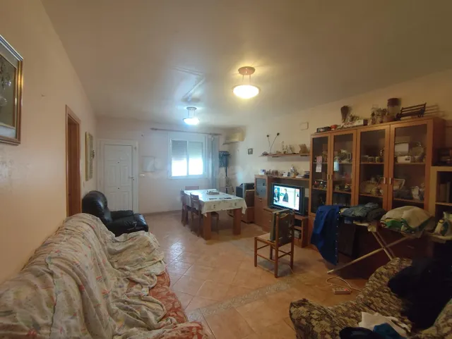 OPORTUNIDAD, SE VENDE ESTUPENDA CASA EN TORREAGUERA - foto 3