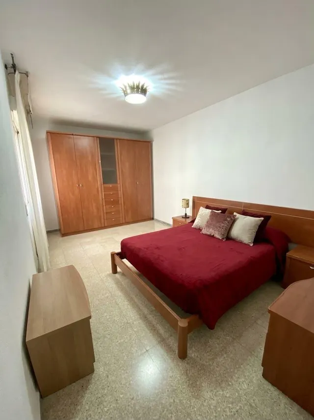 Piso 4 habitaciones 126m² en venta - Av. Barcelona - Viñuela - Rescatado — 18