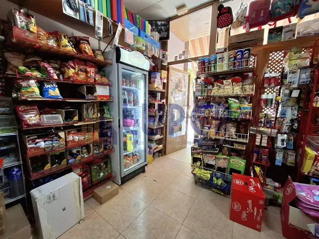 Local comercial 80m² en venta - Alicante-San Vicente del Ras - foto 3