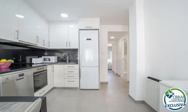 GRAN RESERVA Magnífico apartamento reformado con licencia turística, cerca de la playa y con piscinas y jardines comun — 4