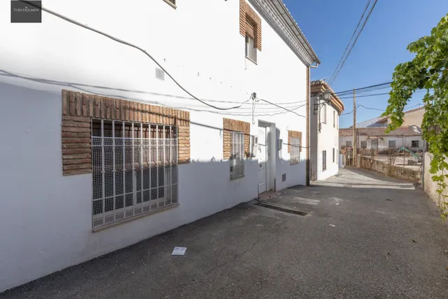 PISO EN MONACHIL DE 3 DORMITORIOS — 36