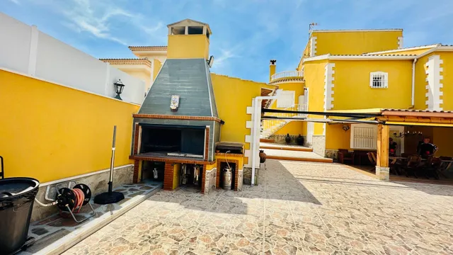 Magnifica villa en Orihuela con piscina privada — 21