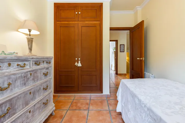 ESPECTACULAR CASA EN NAQUERA — 39