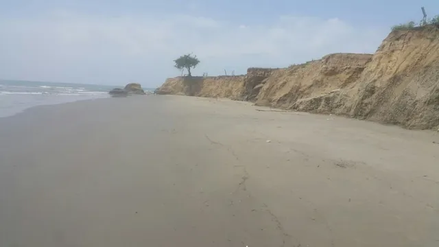 Venta de terreno con playas en sector de Punta Canoa — 18