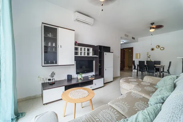 Estupendo piso en venta ubicado en Castell de Ferro — 11