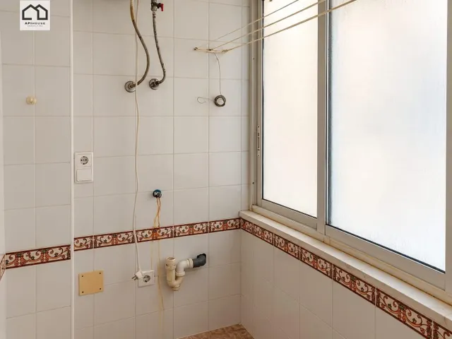 ✨ ¡OPORTUNIDAD EN UNA DE LAS ZONAS MÁS DEMANDADAS DE TORREVIEJA! ✨ — 10