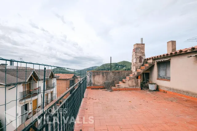 Casa para reformar con 226 m2, con espectaculares vistas en  - foto 3