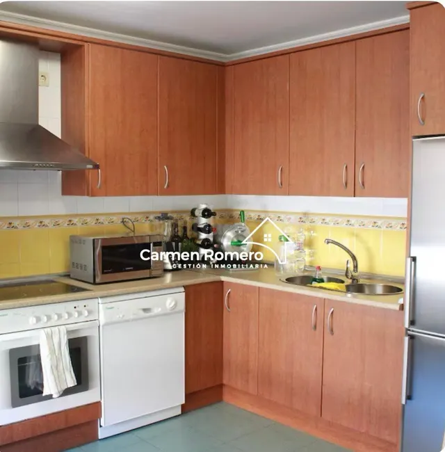 habitación DOBLE EN ALQUILER EN CHALET ADOSADO JTO. PARQUE C - foto 5