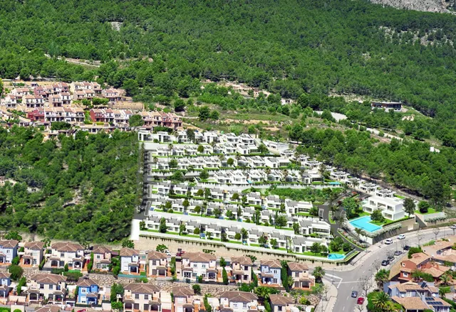 Viviendas Premium con Jardín Privado y Piscina en Urbanización Polop — 13