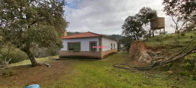 FINCA RUSTICA CON VIVIENDA — 2