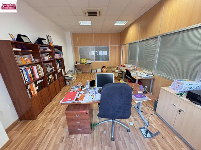 VENTA  DE LOCAL COMERCIAL EN BENIFAIO (VALENCIA) — 5