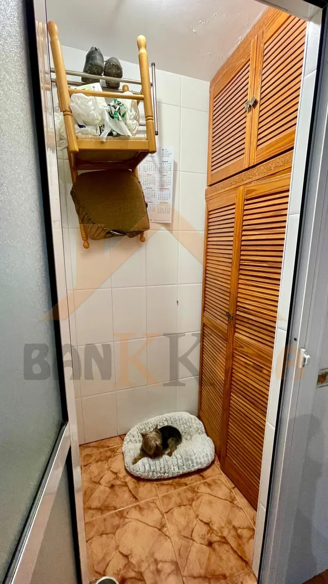 AMPLIO PISO DE 3 DORMITORIOS — 10