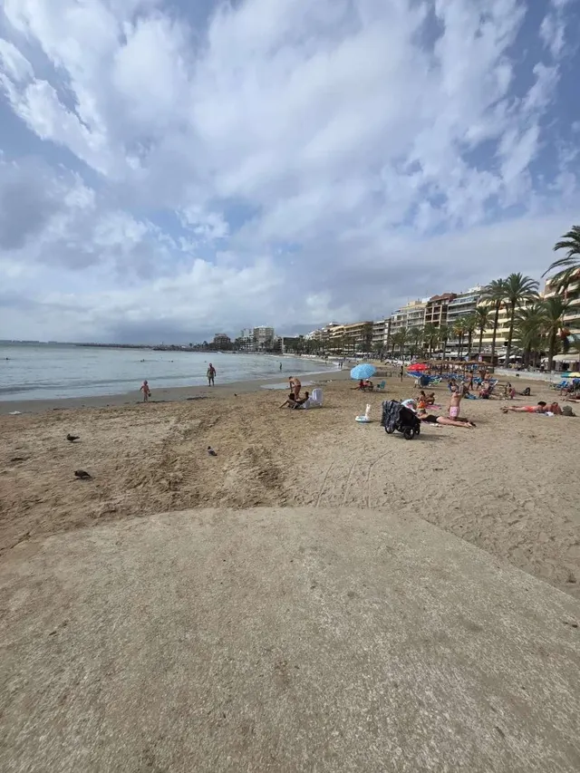 Magnifico atico reformado a unos pasos de la playa, idoneo como vacacional — 24