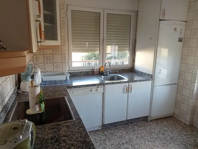 SE VENDE CASA EN VILLALOBAR, 2 PLANTAS, VIVIENDA EN PRIMERA PLANTA, PARCELA 400 M2, GARAJE 40 M2. — 6