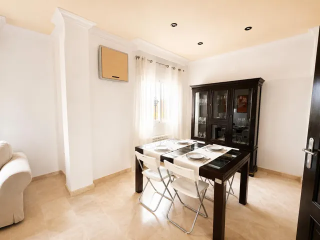Vivienda unifamiliar  en urbanizacion "Cortijo de la Loma" amueblada y lista para entrar a vivir — 7