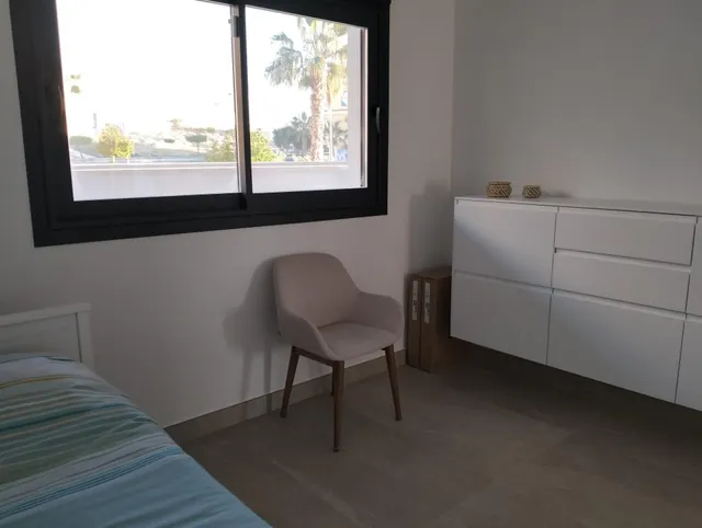 Moderno Piso en Benijofar — 17