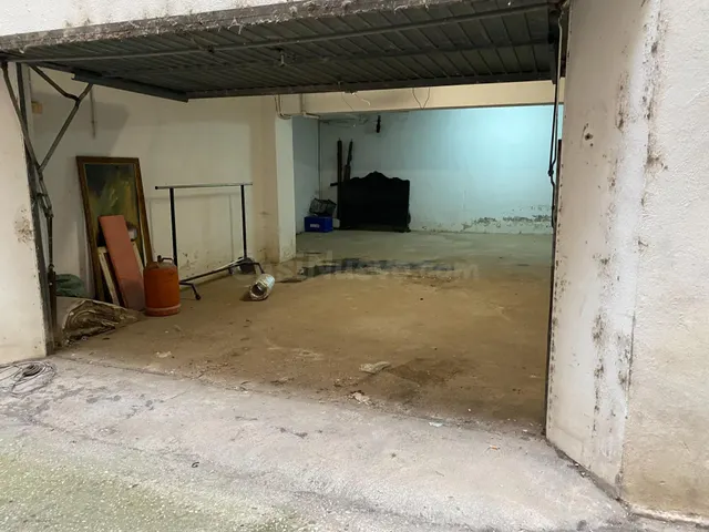 Garaje cerrado en zona Plaza del Reino-Comisaría - foto 4