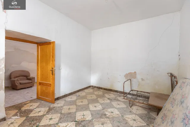 CASA PARA REFORMAR EN CAMPOTEJAR — 10