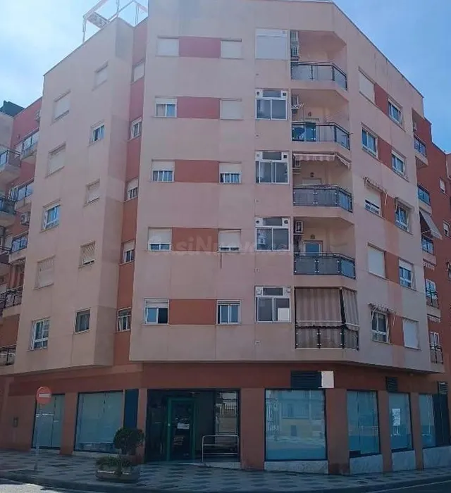 Venta de Local Comercial en Nerja, Málaga
