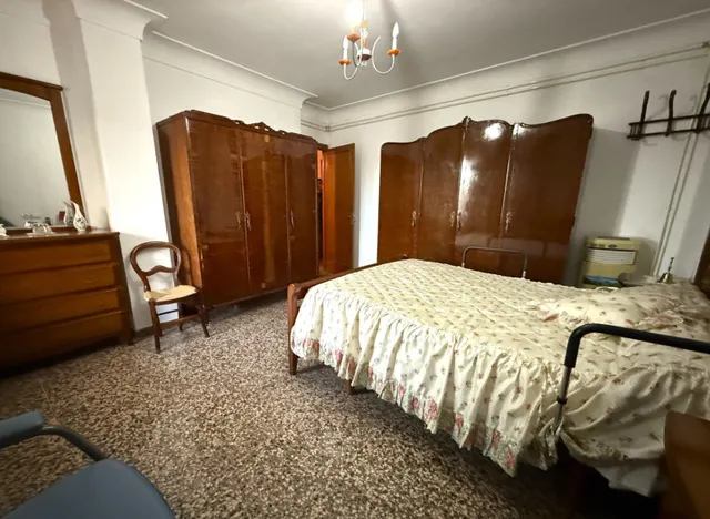 Edificio 3 habitaciones 302m² en venta - Pont dInca — 42