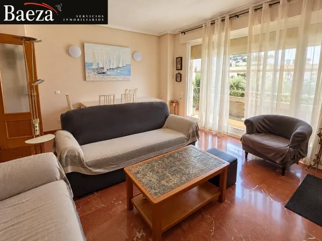 AMPLIA VIVIENDA DE 3 DORMITORIOS CON GRAN TERRAZA, PATIO PRIVADO Y GARAJE EN SANT JOAN D’ALACANT — 9