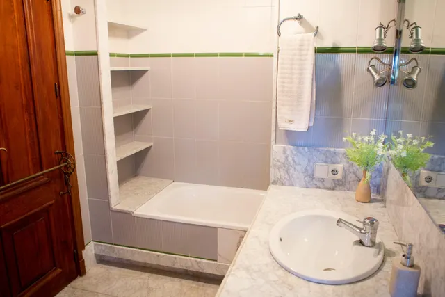 Urbis te ofrece un exclusivo chalet en venta en Salamanca. — 35
