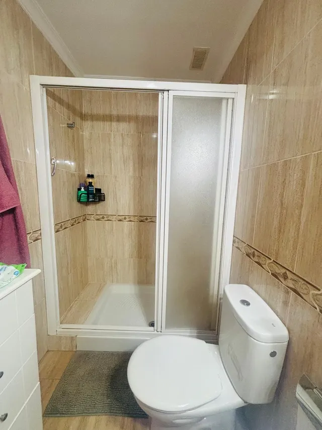 Piso con garaje, 3 dormitorios y suite con vestidor — 11