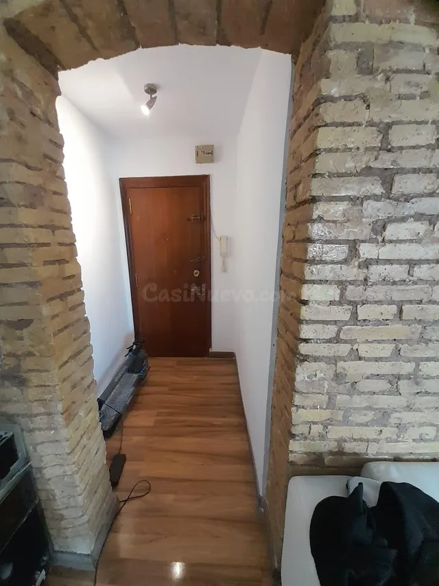 INVERSION: Loft reformado con buena rentabilidad en Oliveret - foto 5