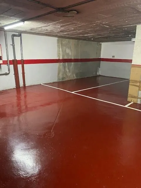 Parking en Av. Generalitat 26 (coche mediano o pequeño) — 8