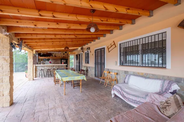 Preciosa finca Chalet con 4 dormitorios y 3.000 m2 de parcela vallada en la Robella — 17