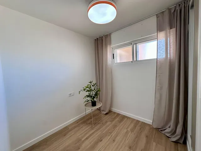 Apartamento 2 habitaciones 55m² en venta - Estacion de autobuses — 23