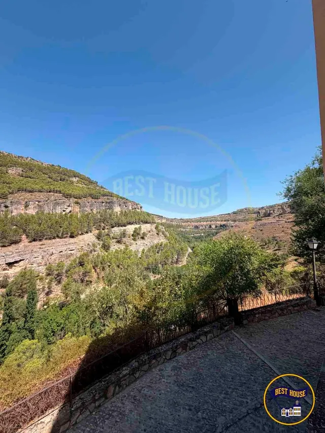 EDIFICIO SINGULAR EN VENTA EN EL CASCO ANTIGUO DE CUENCA — 50