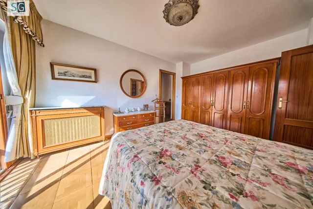 Residencia exclusiva en Paseo del Salón con vistas despejadas — 7