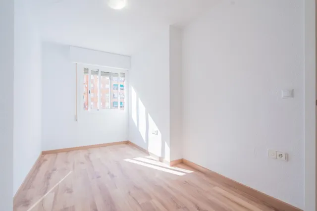 GRAN PISO EN VENTA REFORMADO — 45