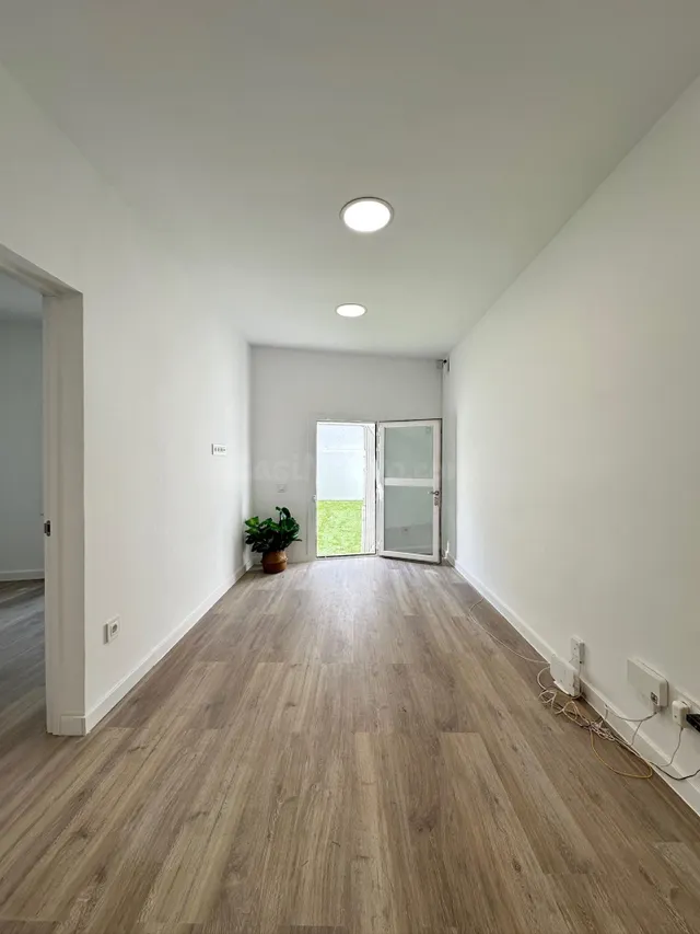 PLANTA BAJA REFORMADA CON PATIO EN MOLLET — 2