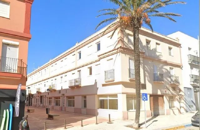 Oficina 330m² en venta - Playa chica tarifa