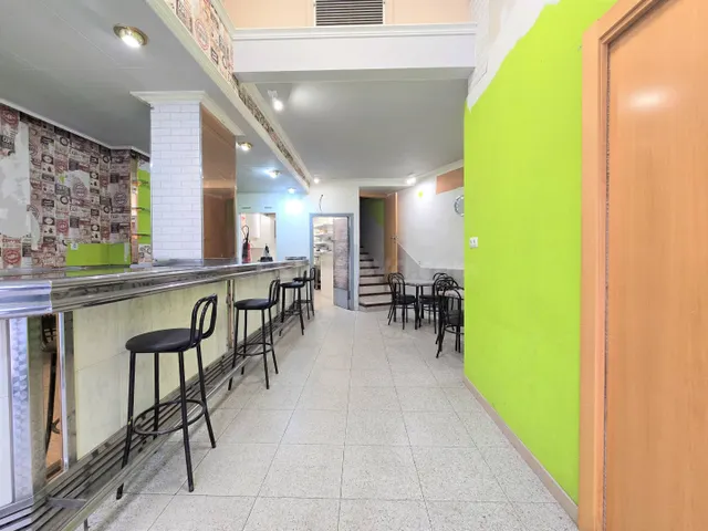 BAR / CAFETERÍA EN ALQUILER EN ZONA CENTRO DE REUS - foto 2