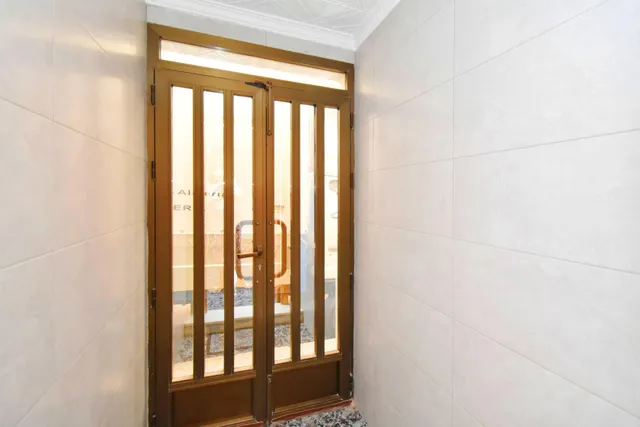VIVIENDA DE PLANTA BAJA CON SOLARIUM Y COCHERA — 25
