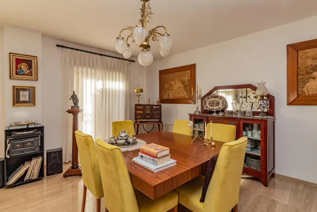 ESPECTACULAR DÚPLEX DE 4 DORMITORIOS EN EL CENTRO DE CASTELL - foto 4