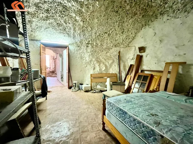 CASA CUEVA CON TERRENO EN INGENIO - foto 5