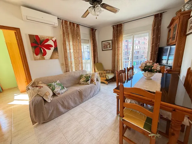 APARTAMENTO EN ESQUINA DE 2 DORMITORIOS A 500 M DE LAS PISCI - foto 5