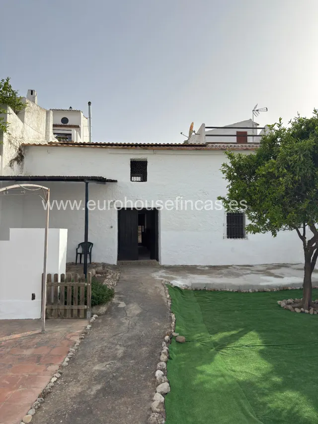 Descubre esta espectacular casa de pueblo ubicada en pleno corazón de Ardales!!! — 9