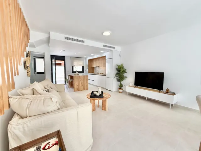 Moderno adosado en Cox con piscina y terraza privada — 6