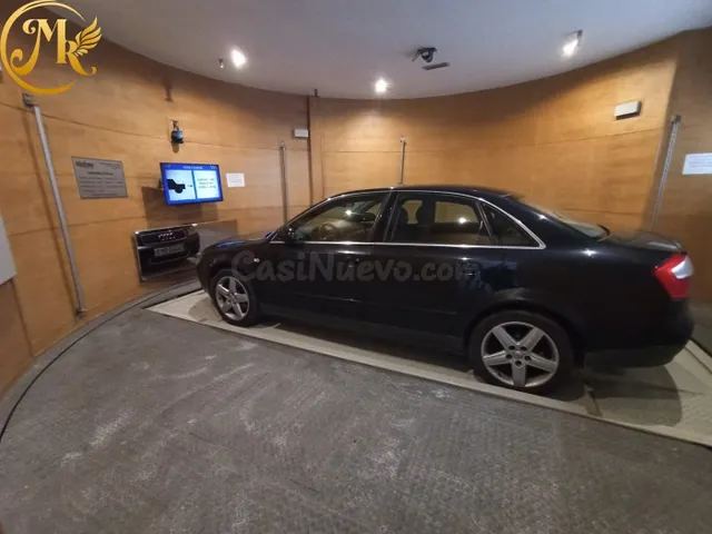 PLENO CENTRO, ZONA GUEVARA. APARCAMIENTO AUTOMÁTICO. — 4