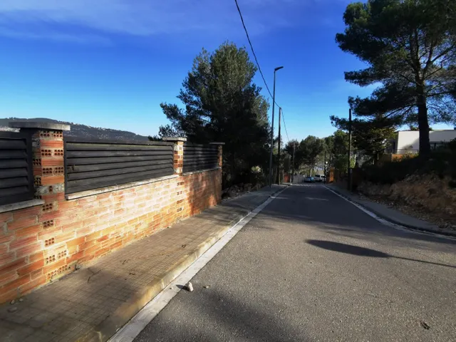 Soleado con magníficas vistas y zona de barbacoa con piscina — 4